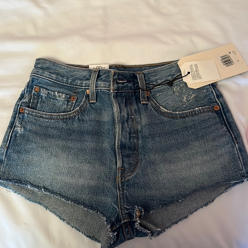 Levi 501 shorts. New with tags